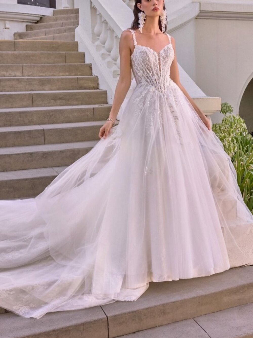 WEDDING DRESS. NEW LONG OFF WHITE CORSET FLORAL LACE BEADING TULLE LACE UP BACK